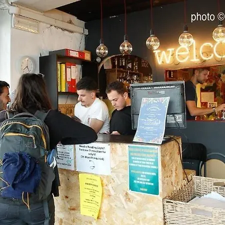 Santangela & אכסניה