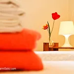 Santangela Hostel&rooms Hostel Menaggio